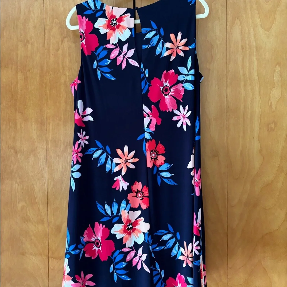 Stunning summer women’s dress. Size 16 - Picture 3 of 7